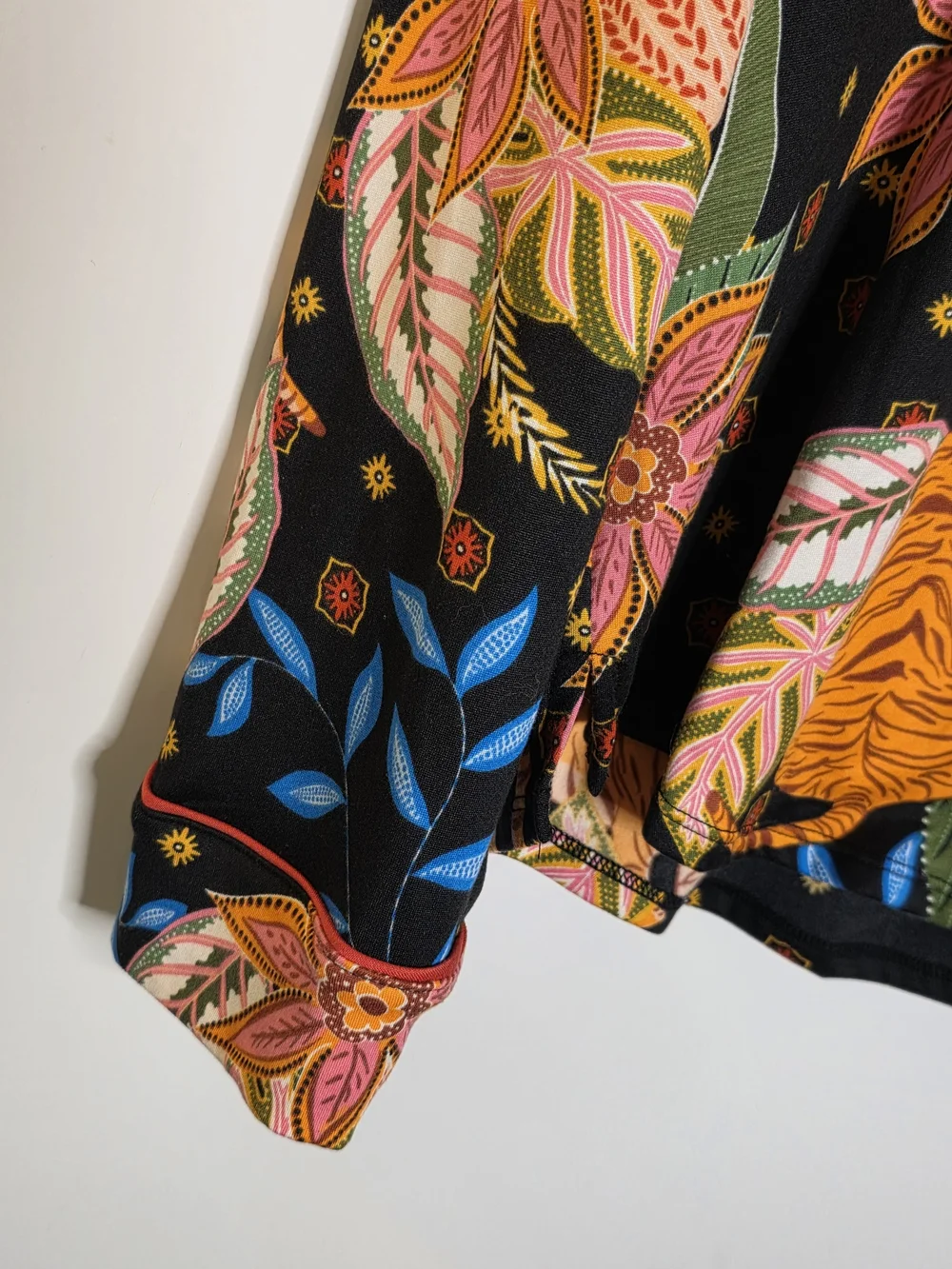 Room Service Black Floral & Tiger Print Pajama Set Long sleeve and Pants Size XL
